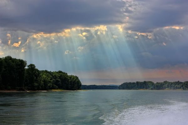 The sky over Danube