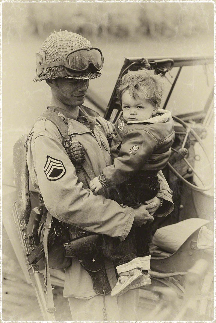 The soldier and the child