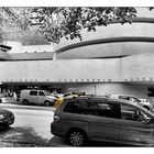 ... the Solomon R Guggenheim Museum II ...