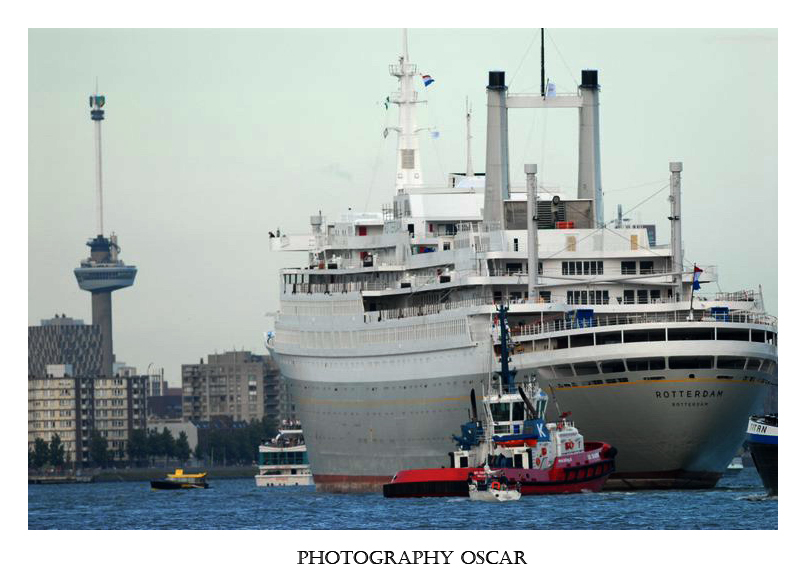 The S.S. Rotterdam on her way to her last destination, the Maashaven in Rotterdam.