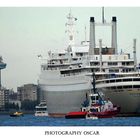 The S.S. Rotterdam on her way to her last destination, the Maashaven in Rotterdam.