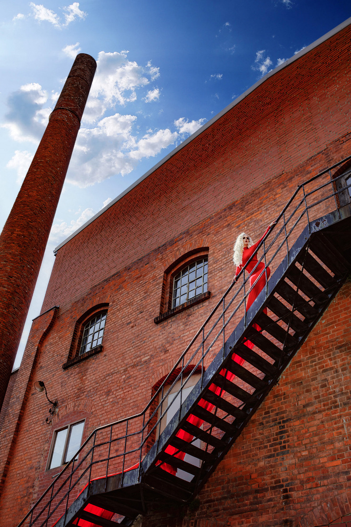 THE STAIRS & THE RED LADY 01