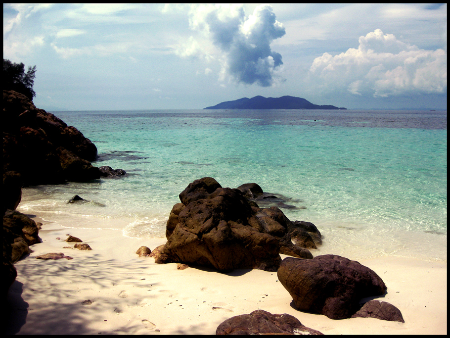 ~The Stones & The Beach~