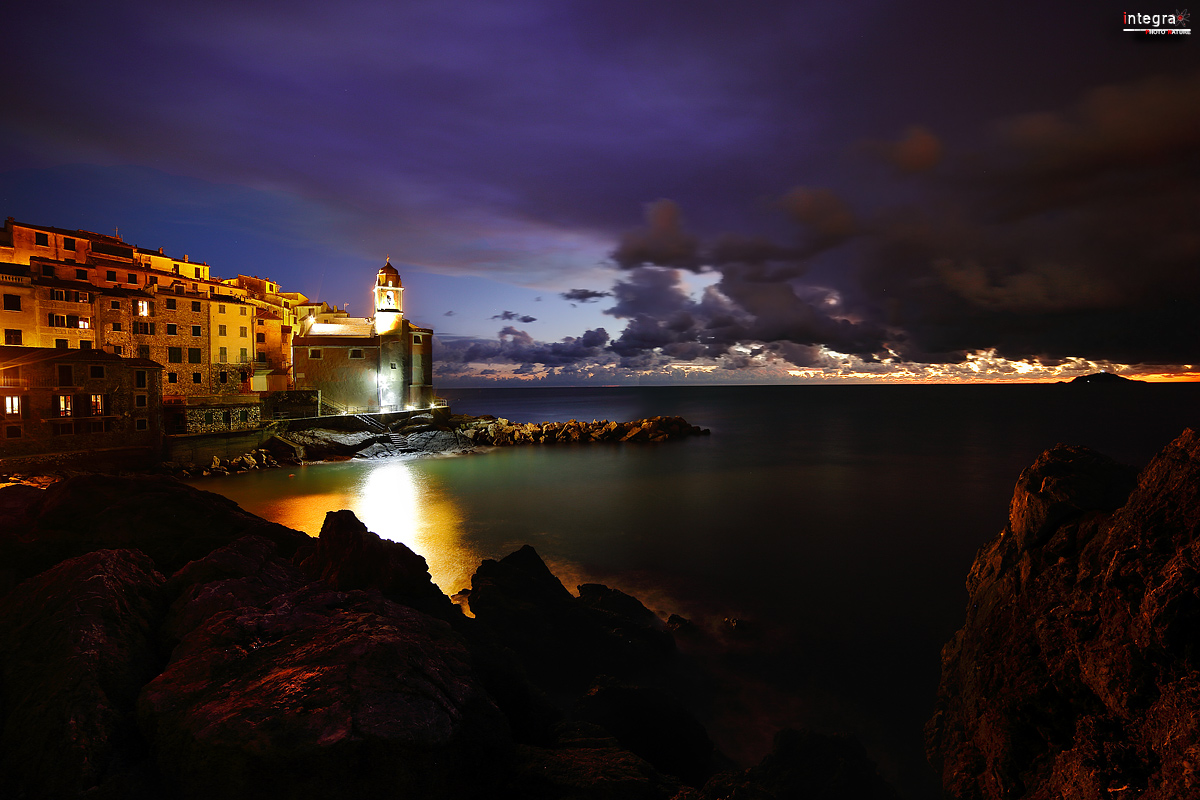 the storm arrives on tellaro