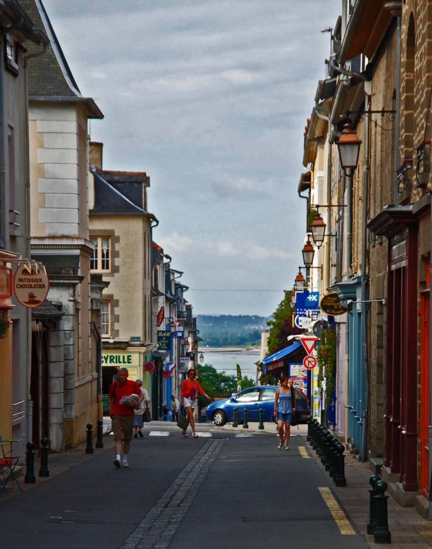 The street wiew on Cancal