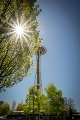 The sun and the space needle