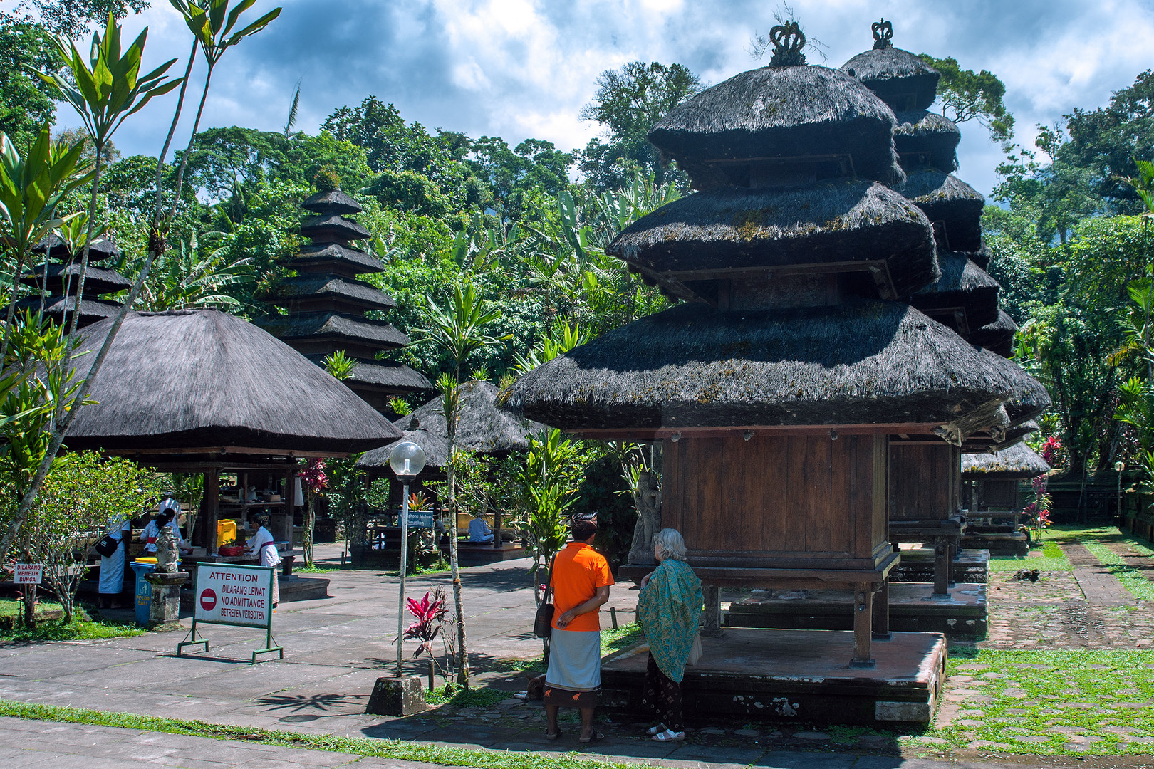 The temple Pura Batukaru