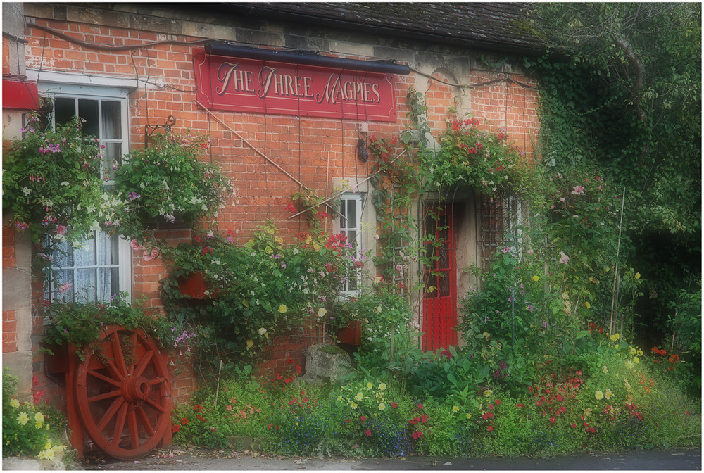 The three Magpies, Melksham