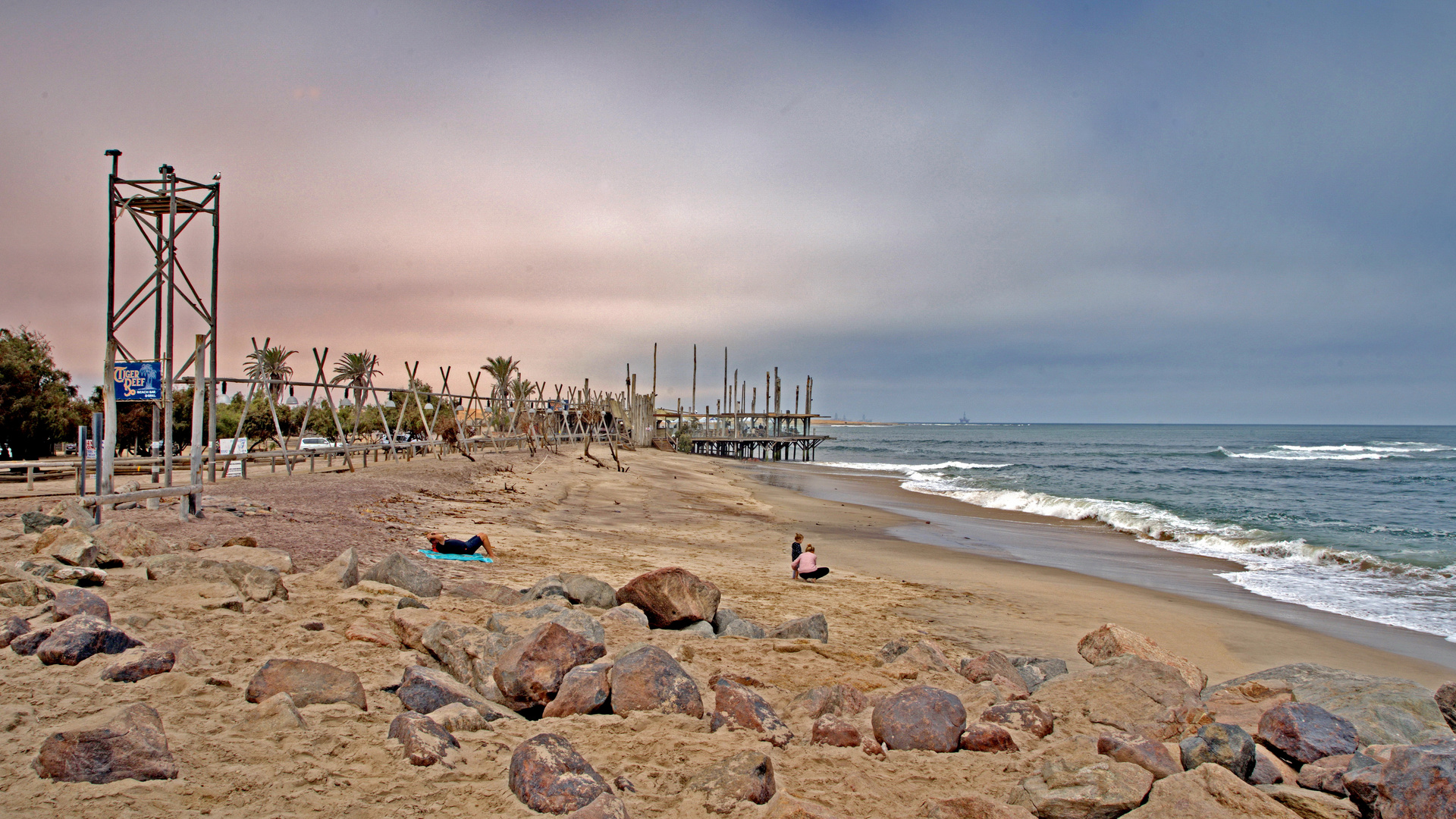 The " Tiger Reef " Beachbar 