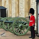 The Tower of London - Waterloo Barracks - Bewacher der Kronjuwelen