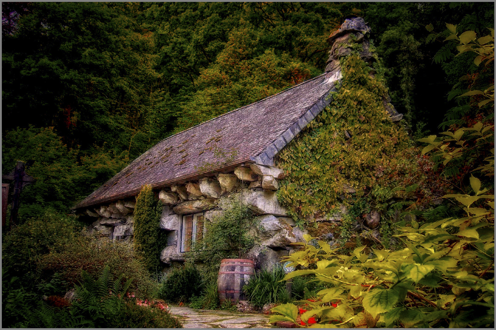 THE UGLY HOUSE. SNOWDONIA.