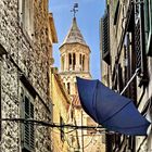 The Umbrella and the Cathedral of St. Domnius