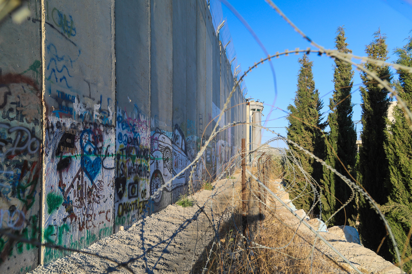 The Wall - More than 650 miles violation of international laws