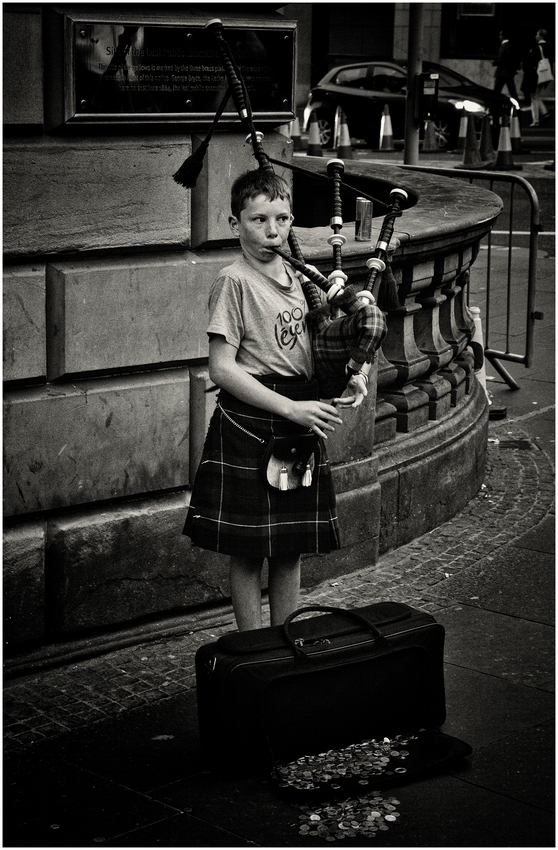 The wee piper on the Royal Mile