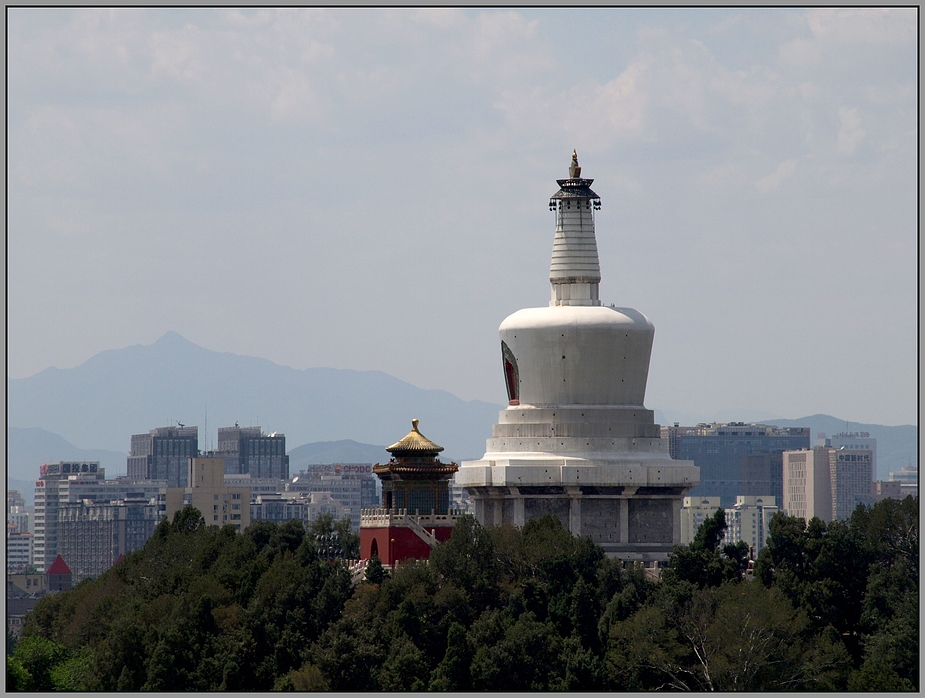 The White Dagoba