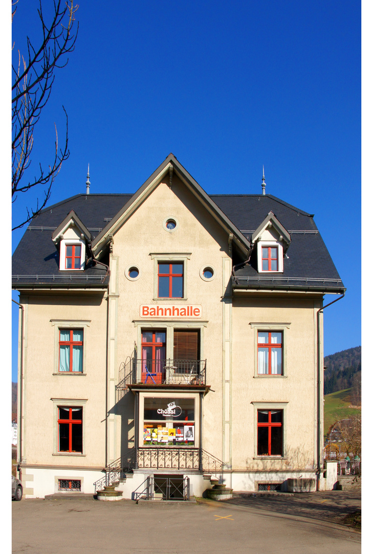 Theater aus der Bahnhalle 