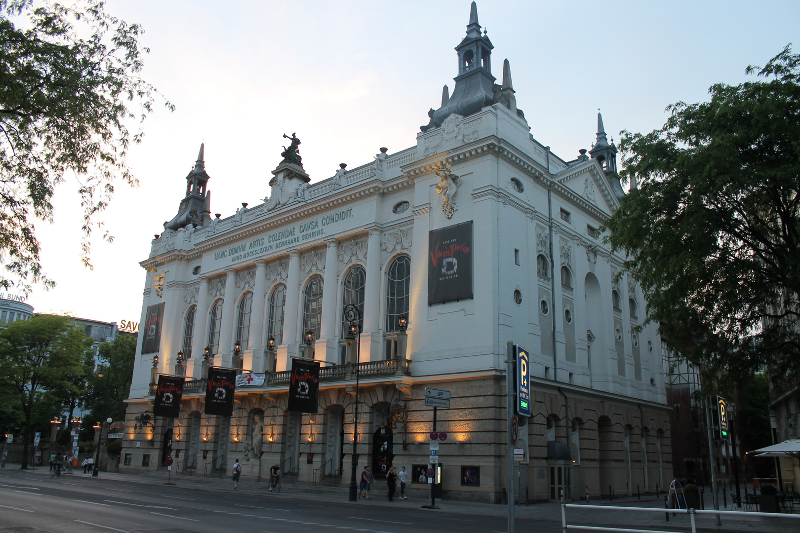 Theater des Westens