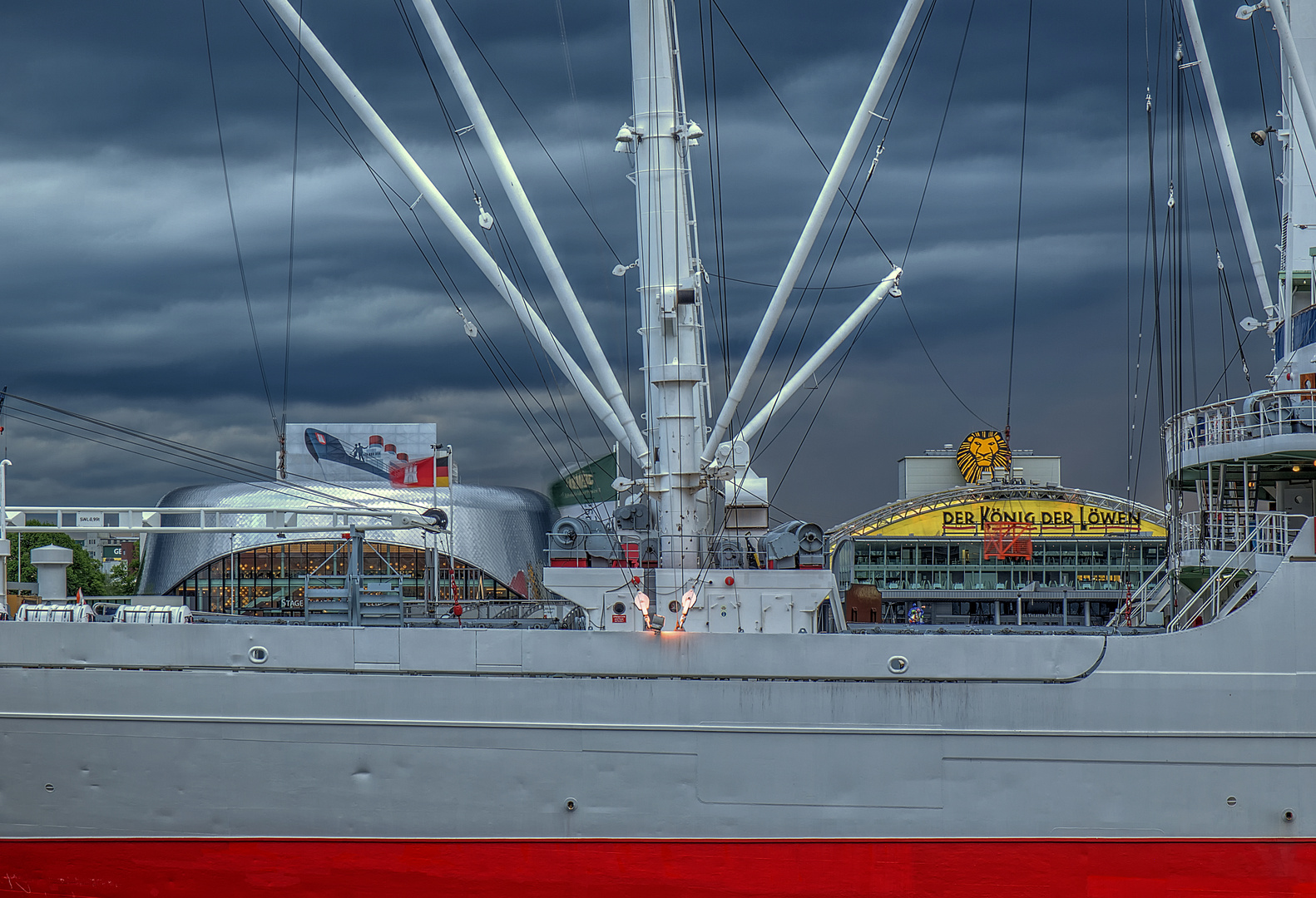 Theater im Hafen