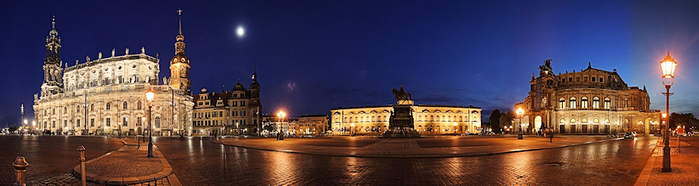 Theaterplatz Dresden