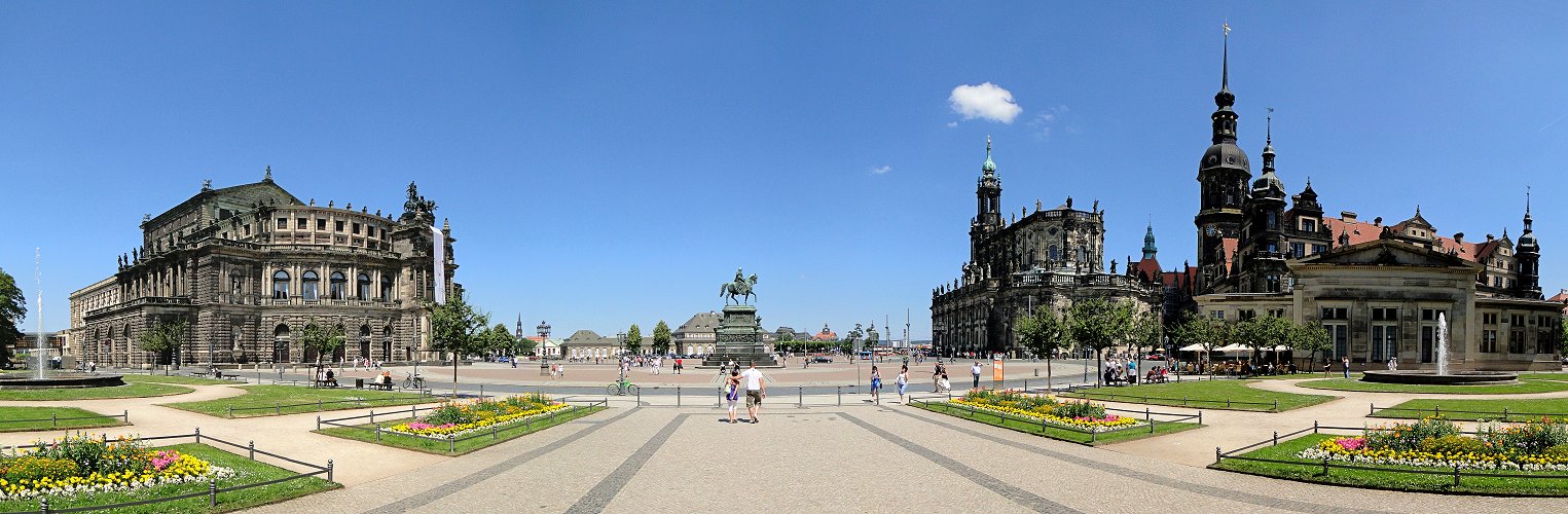 Theaterplatz Dresden