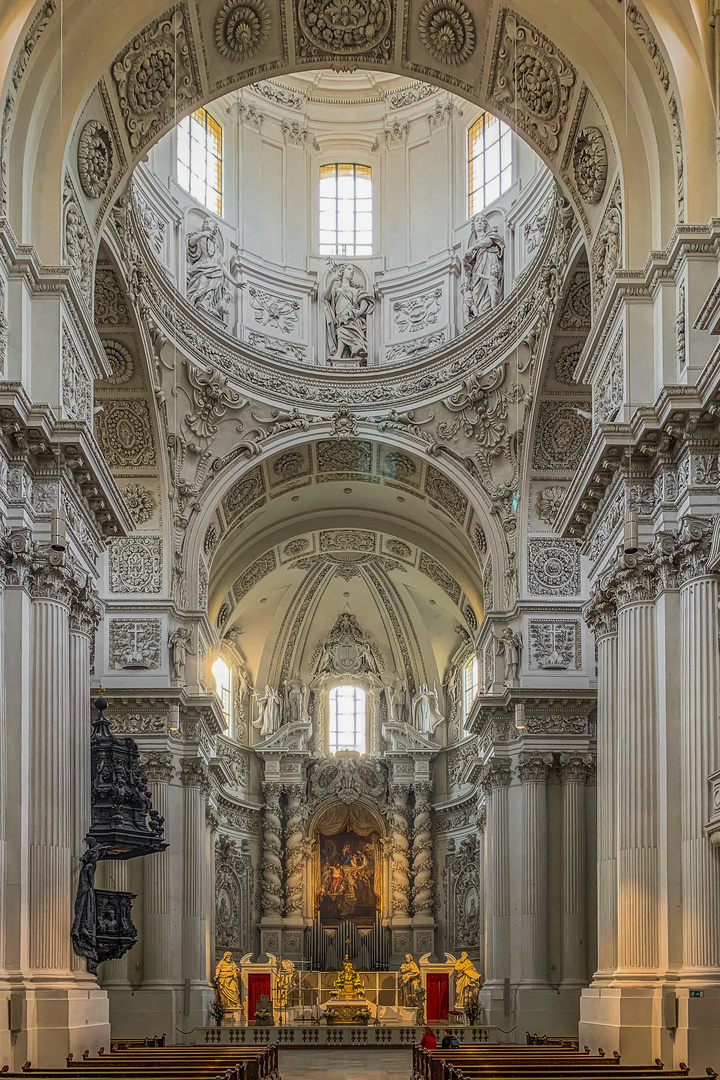 Theatiner Kirche in München