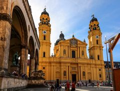 Theatinerkirche mal anders