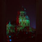 Theatinerkirche vom Dianatempel im Hofgarten [Anaglyphe für Rot/Cyan-Brille]