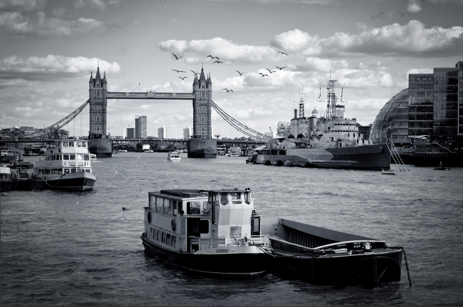 Themse mit Tower Bridge