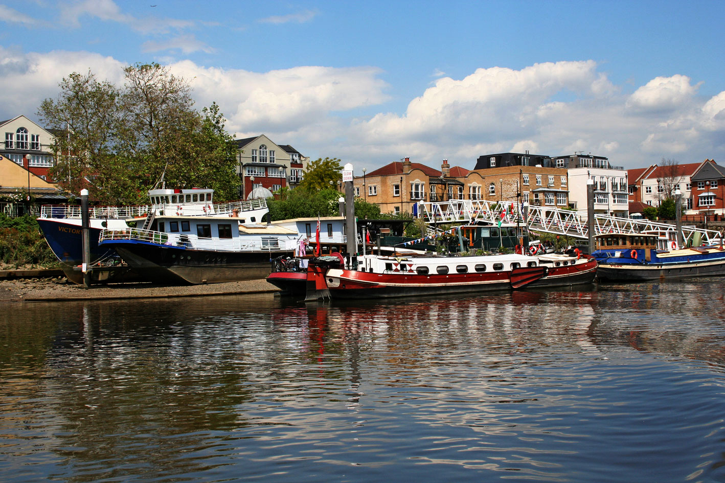 Themsefahrt von London nach Hampton Court 81