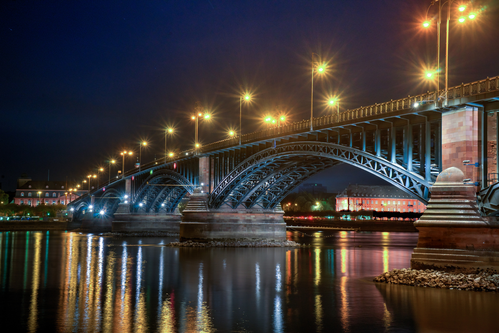 Theodor-Heuss-Brücke