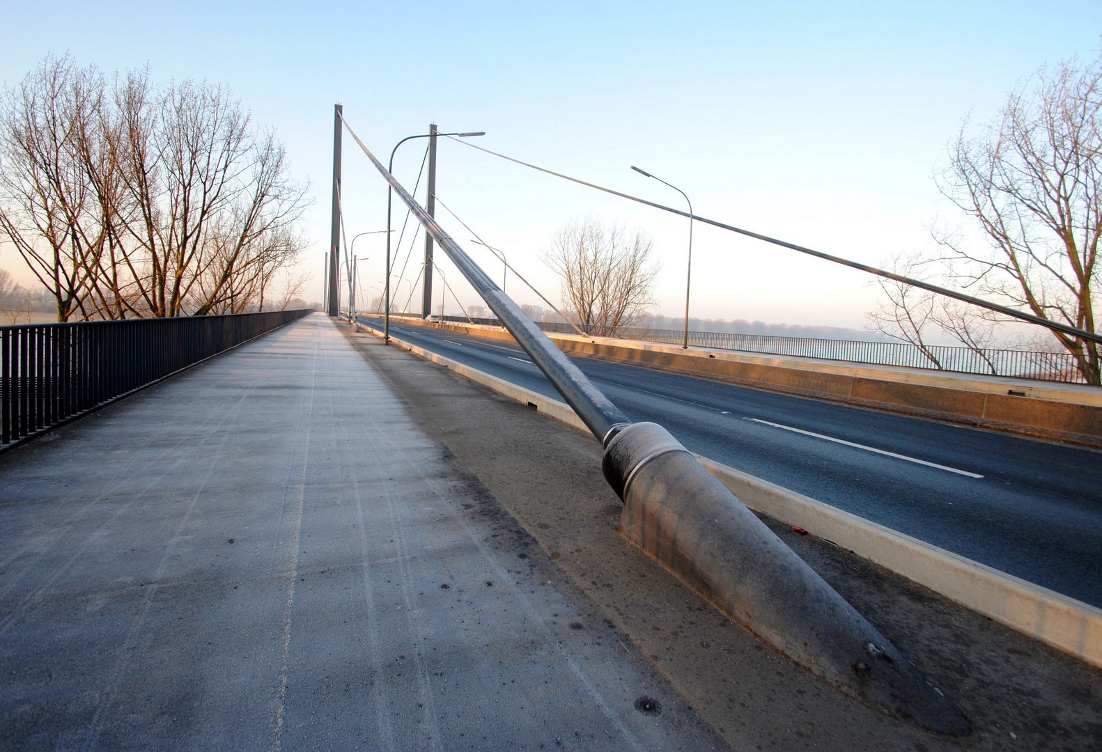 Theodor-Heuss-Brücke II