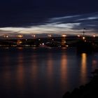 Theodor-Heuss-Brücke & im Hintergrund Mainz