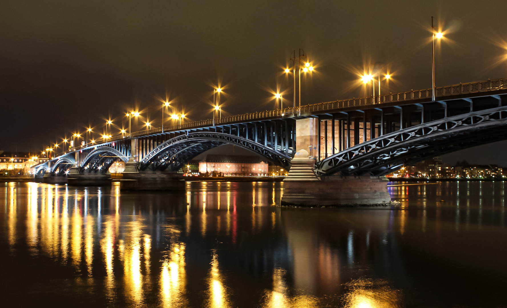 Theodor Heuss Brücke in Mainz