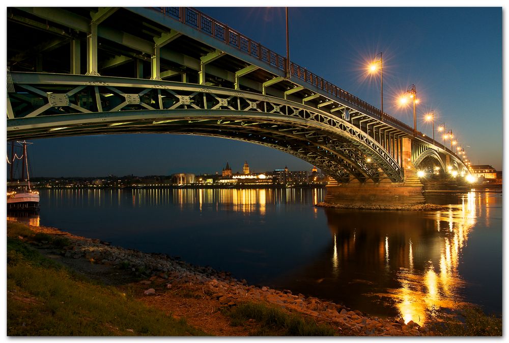 Theodor Heuss Brücke Mainz