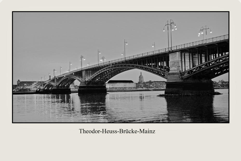 Theodor-Heuss-Brücke-Mainz