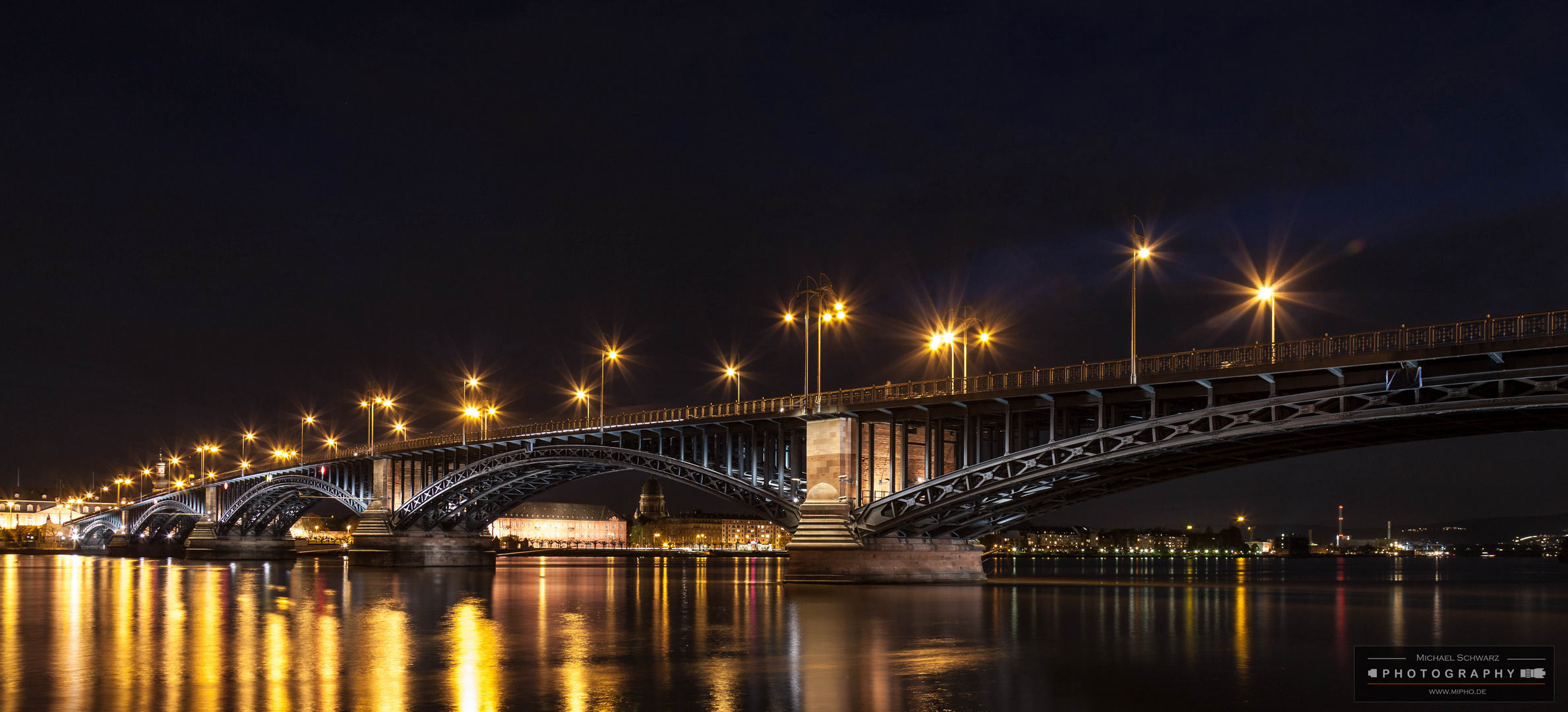 Theodor-Heuss-Brücke Mainz-Wiesbaden