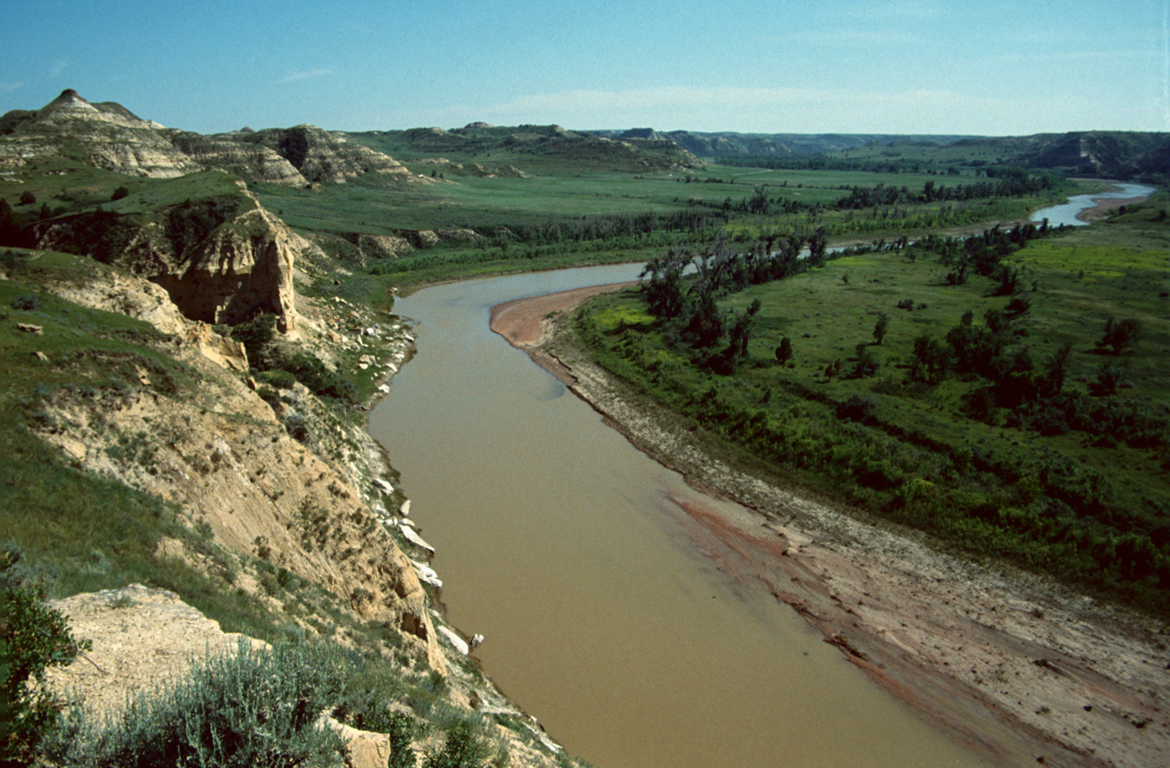 Theodore Rosevelt N.P., ND - 1993 (2)