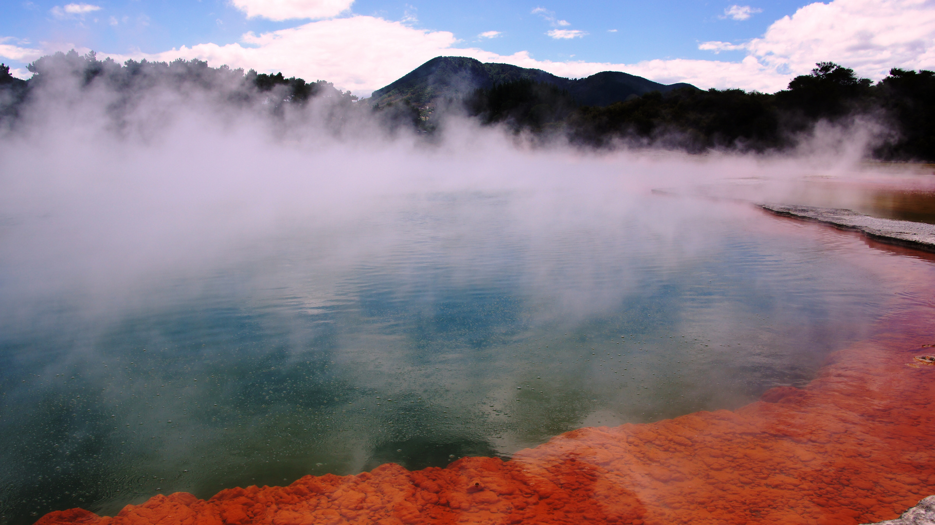 Thermal Wonderland - Champagne Pool