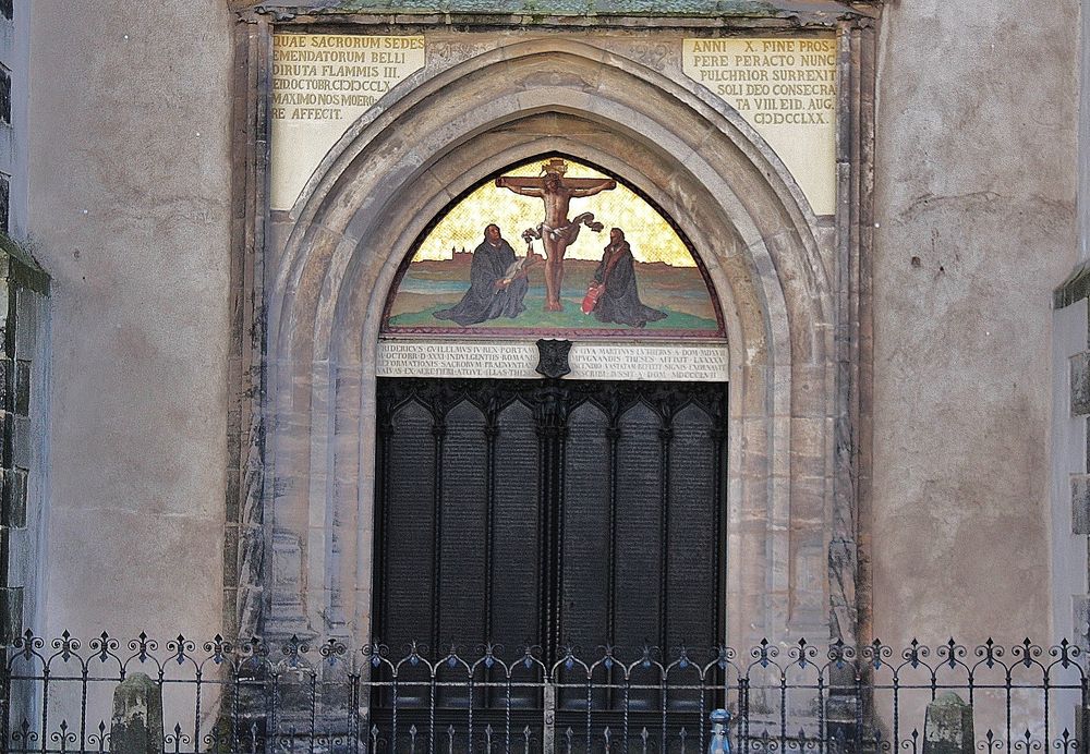 Thesentür an der Schloßkirche zu Wittenberg -->