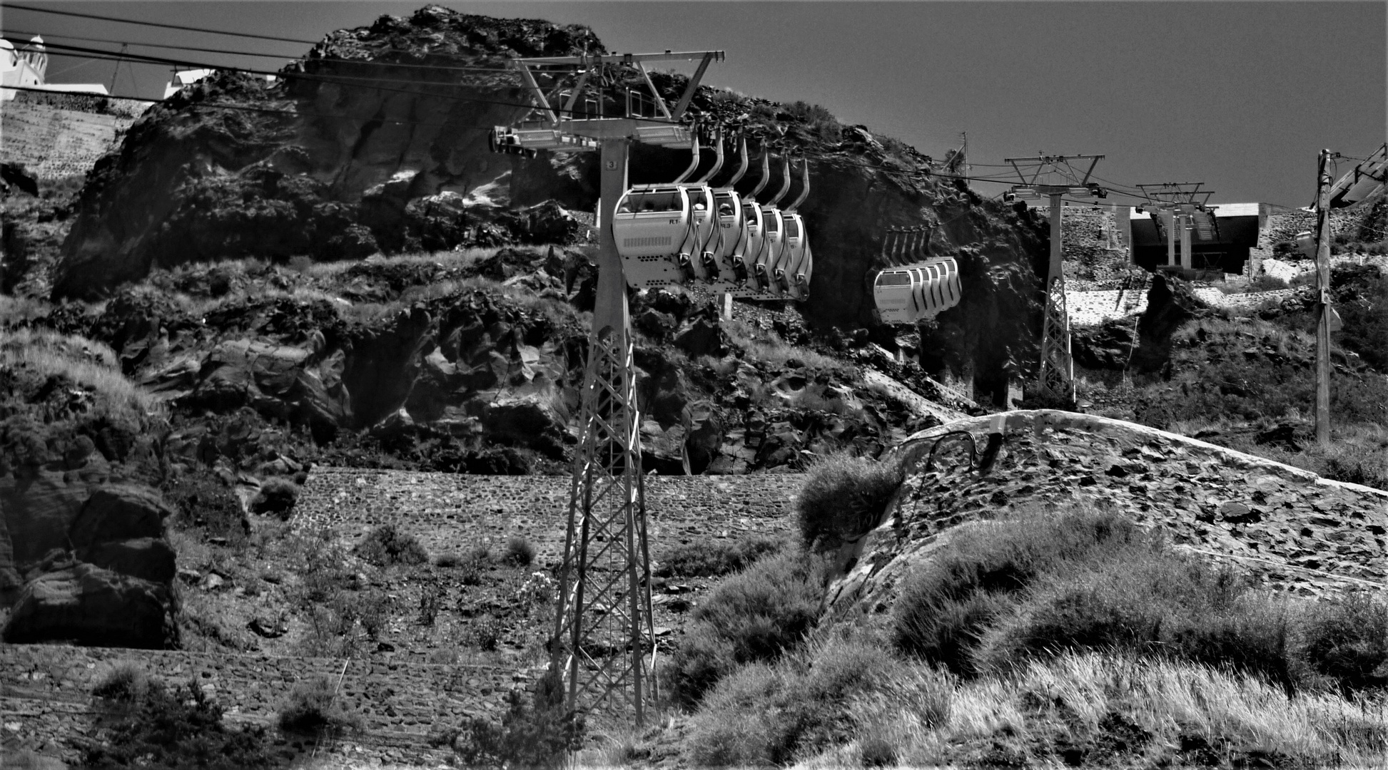 Thira - Bergauf oder Bergab per Seilbahn