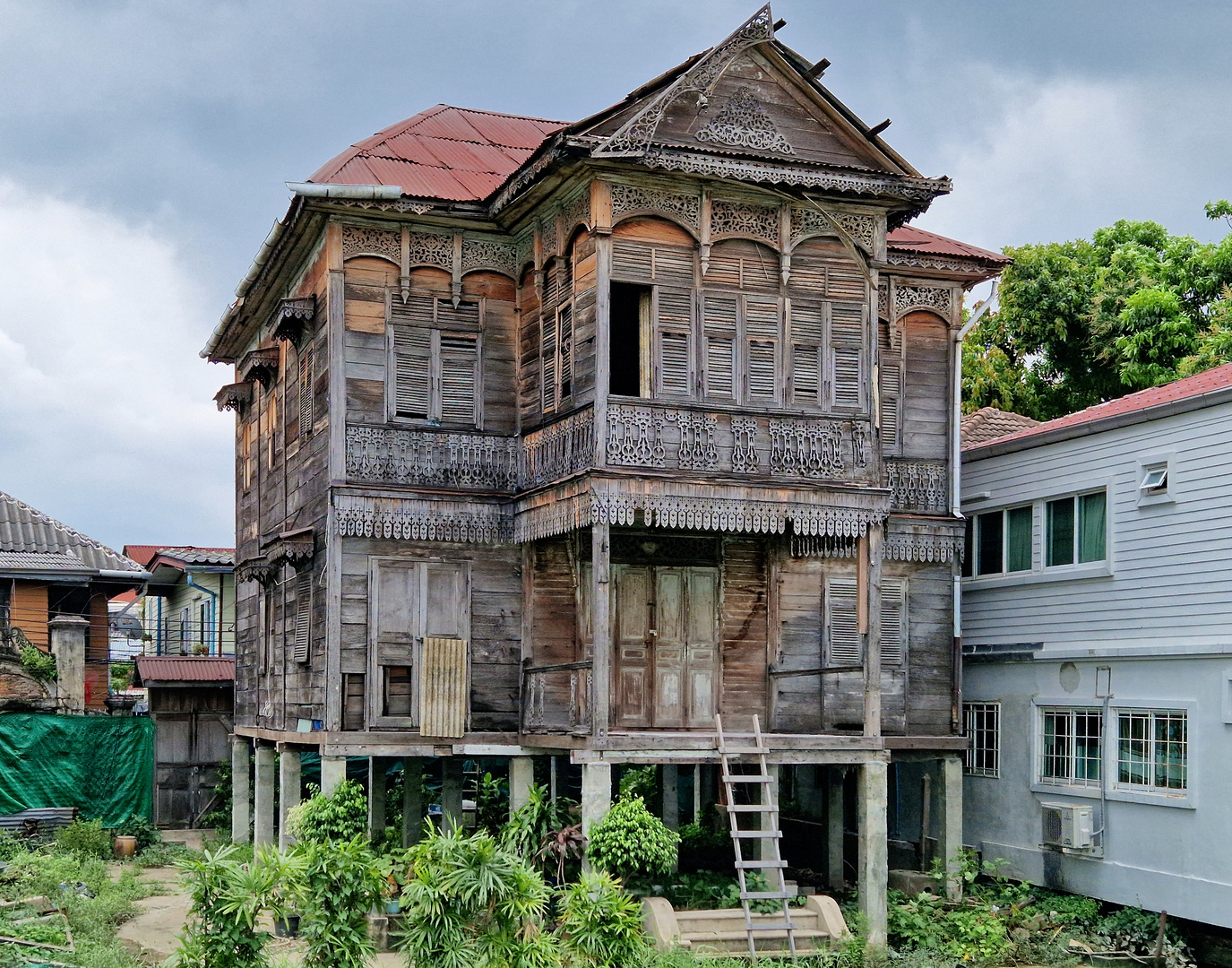 Thonburi - The Windsor House (Gingerbread-Style)