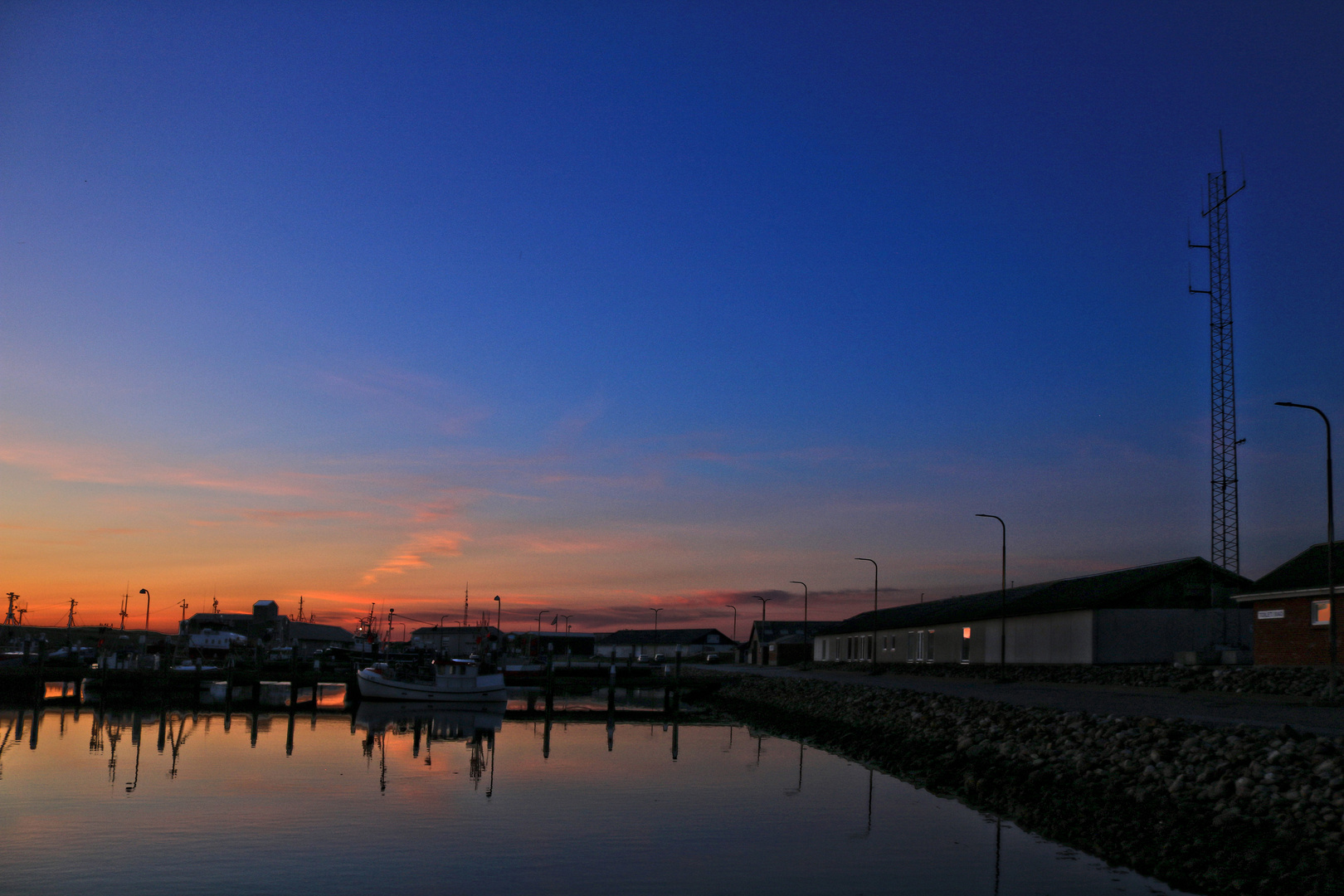 Thorsminde - Fischereihafen am Abend (2)