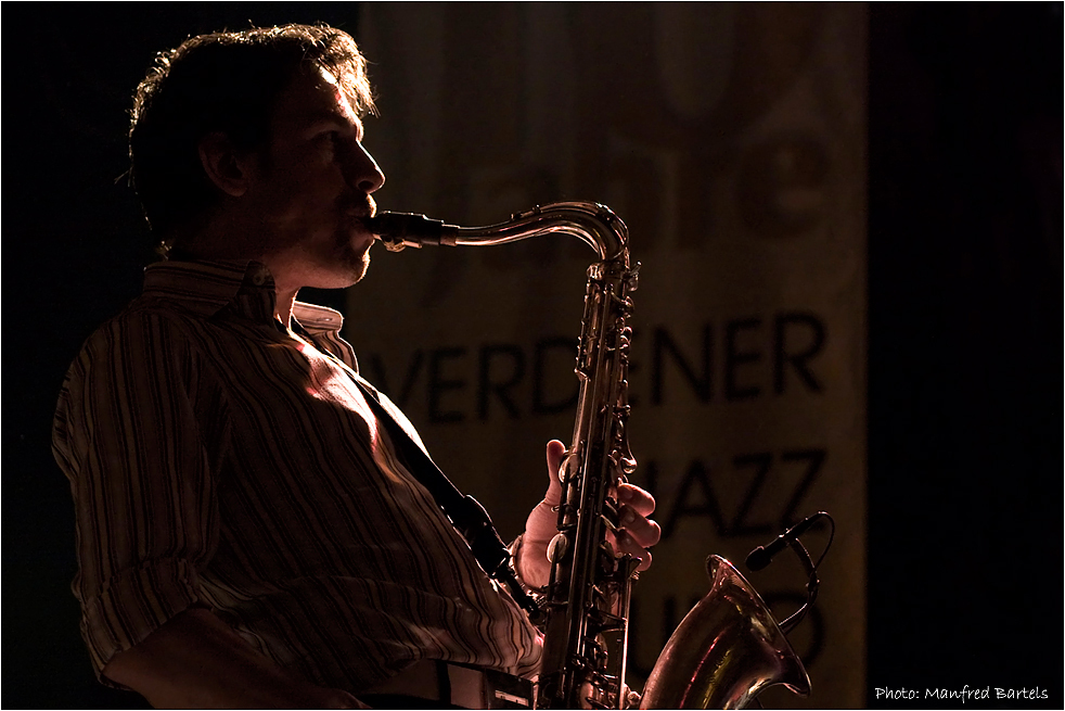 Thorsten Skringer, saxophone...