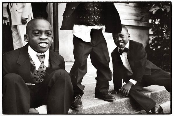 Three black boys. Poitiers, Juni 2004.