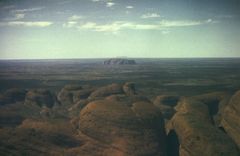 three in a row -Olgas, Ayers Rock und Mt Connor