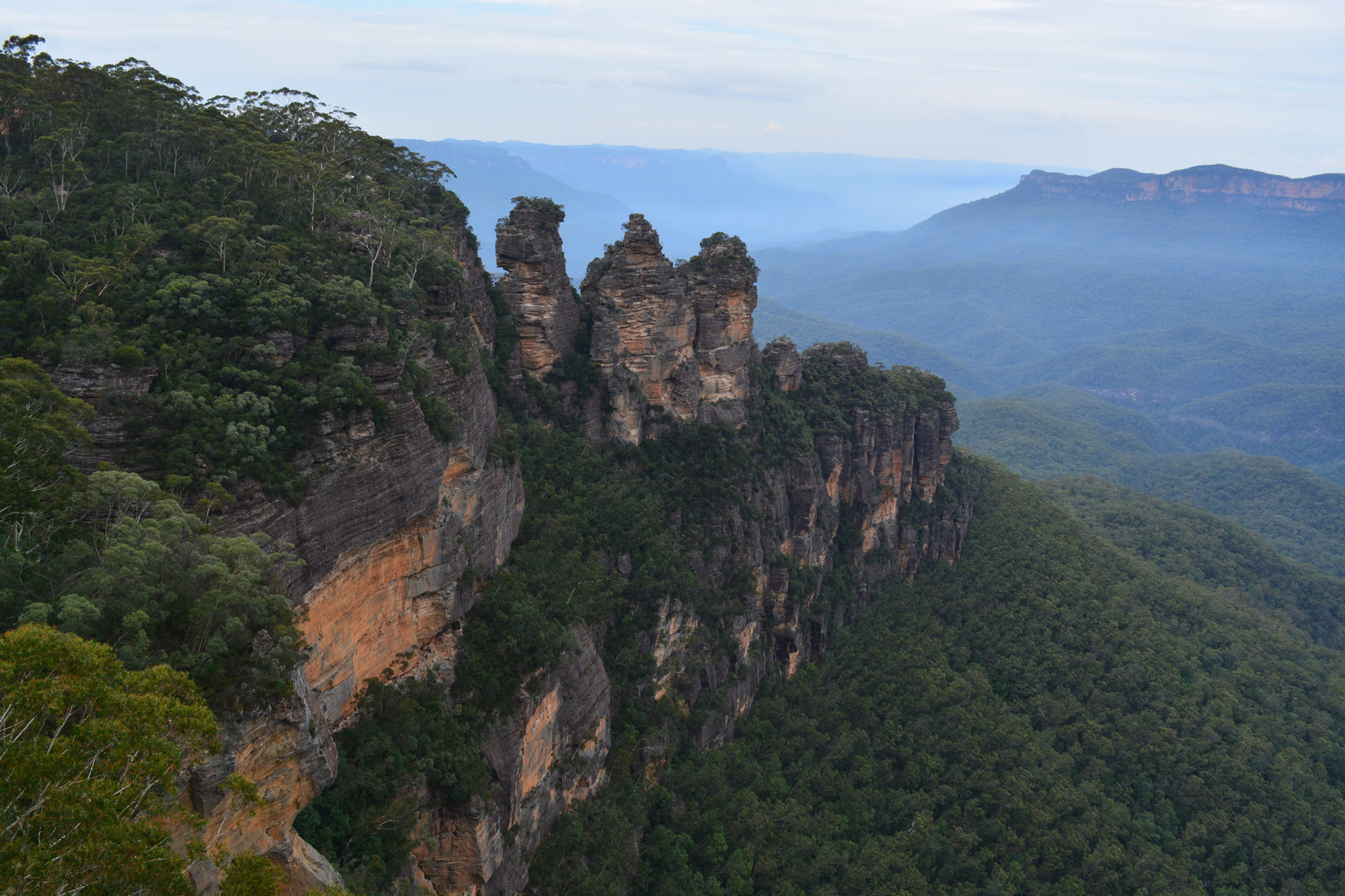 Three Sister and the Blue Mountain