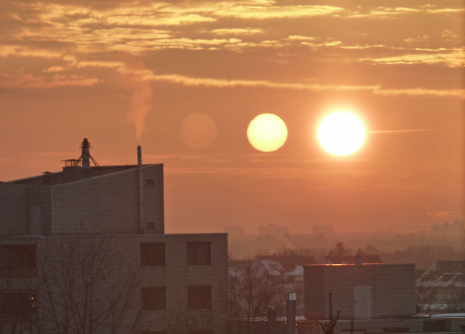 Three Suns on roofs