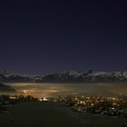 Thun im nächtlichen Nebel