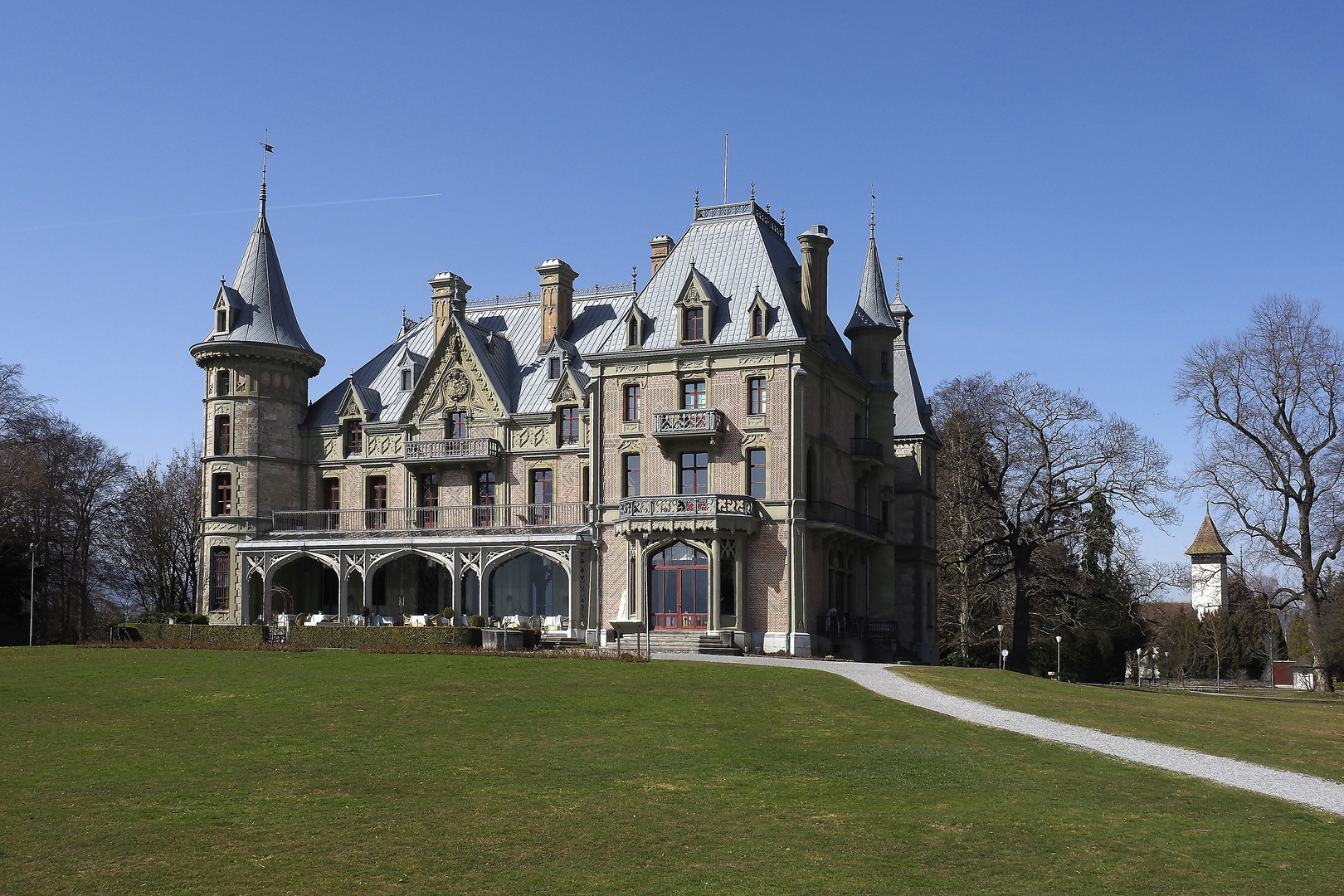 Thun, Schloss Schadau im  März 