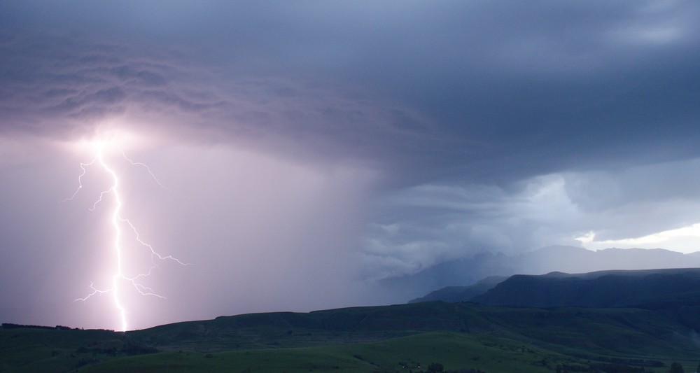 THUNDER IN THE DRAKENSBERG